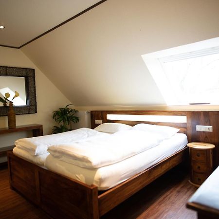 Vier Jahreszeiten Rooms Husum  エクステリア 写真